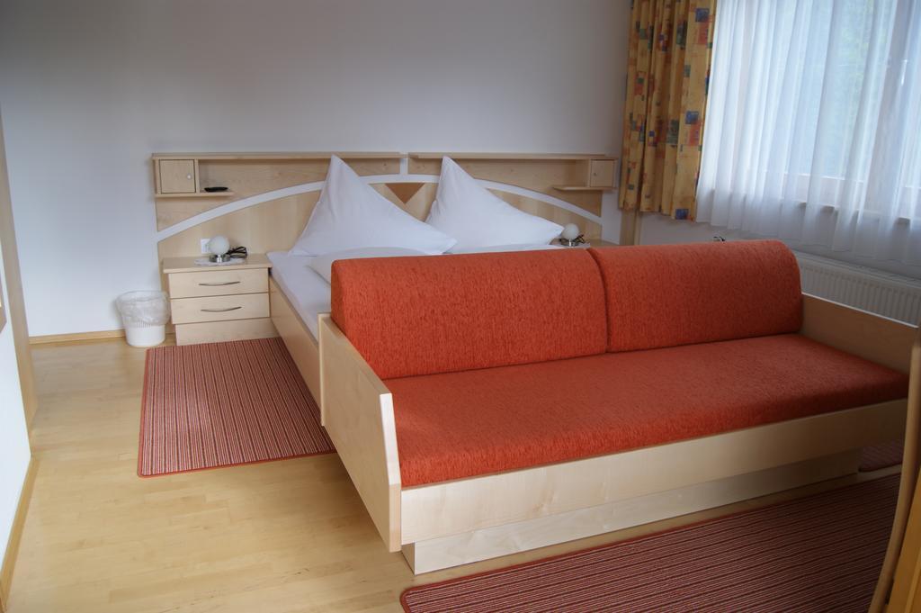 Hotel Garni Haus Anita Лизинг Экстерьер фото