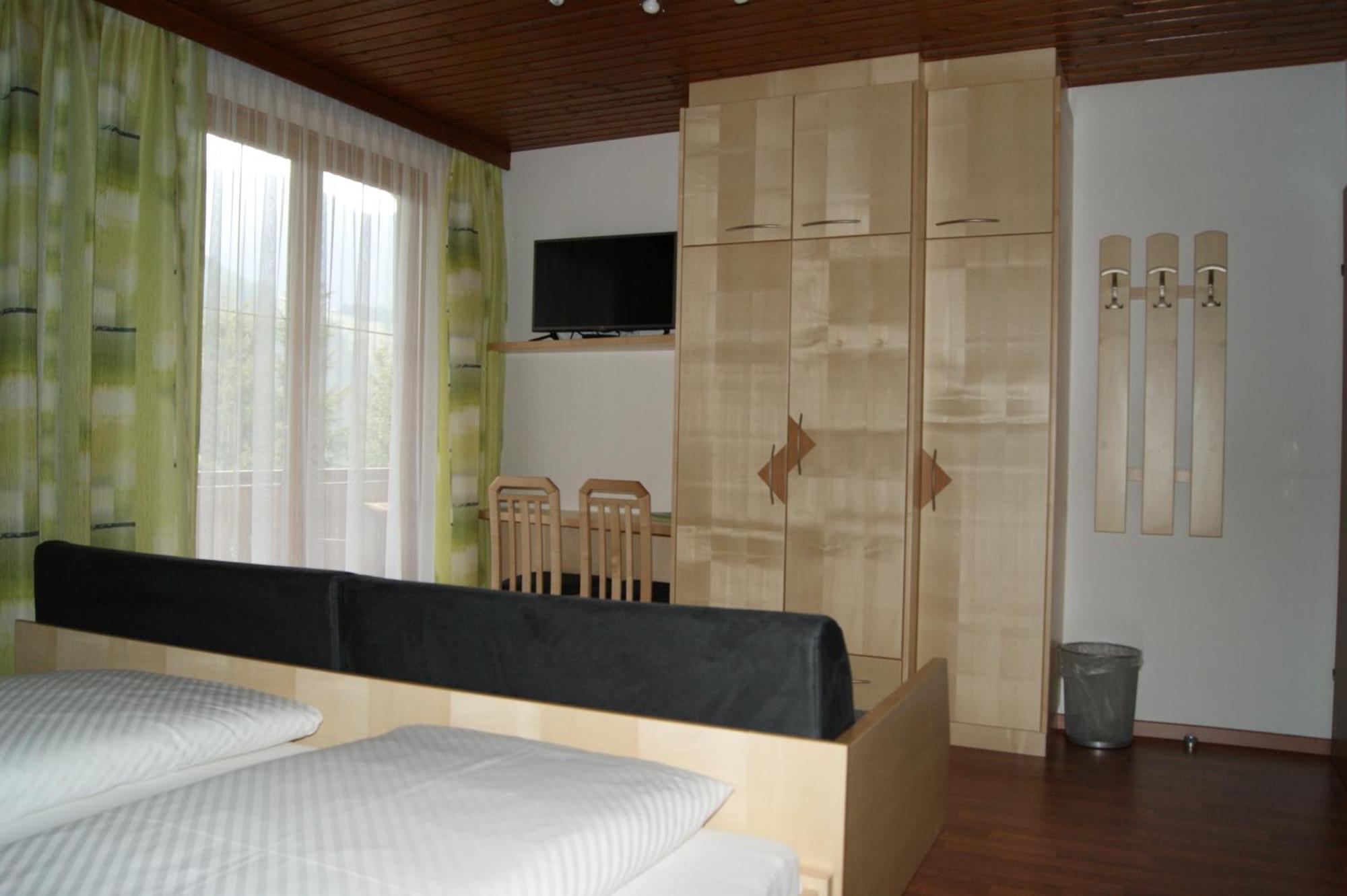 Hotel Garni Haus Anita Лизинг Экстерьер фото