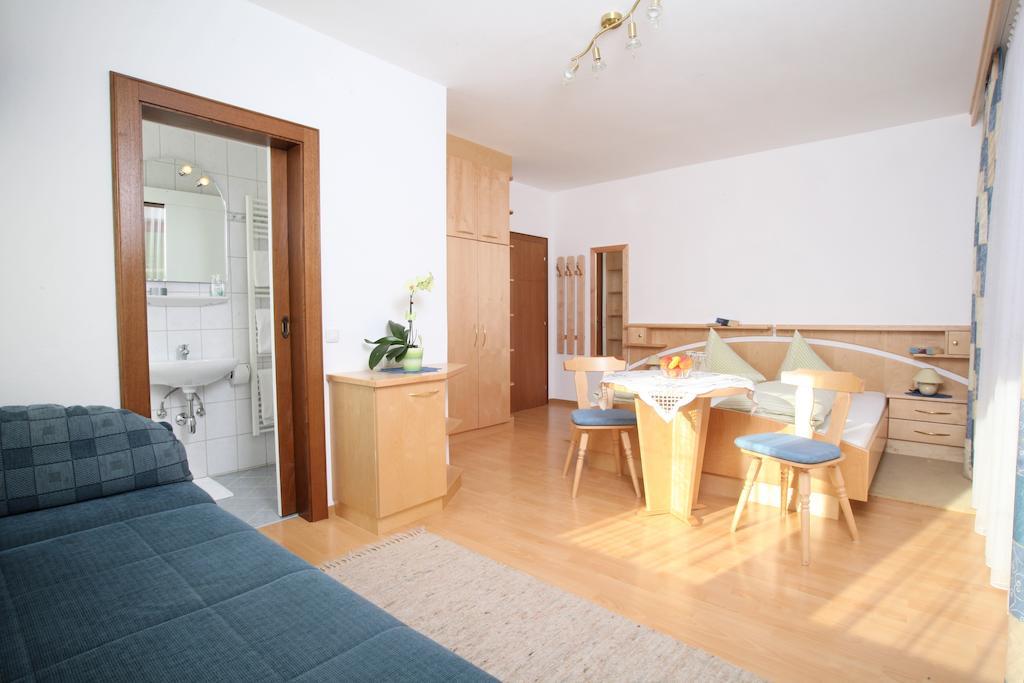 Hotel Garni Haus Anita Лизинг Номер фото