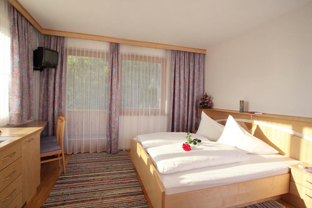 Hotel Garni Haus Anita Лизинг Номер фото