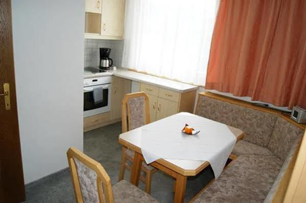 Hotel Garni Haus Anita Лизинг Экстерьер фото